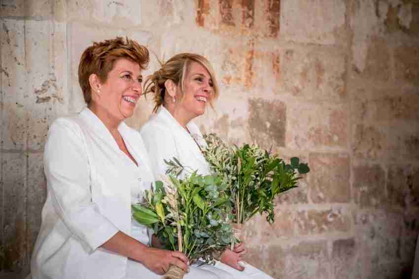 Marta-y-Patty-sentadas (1)