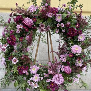 Corona tonos rosas